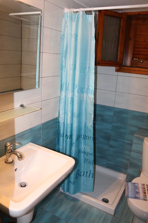 Patroudis House Apartment Skala Rachoni  Phòng bức ảnh